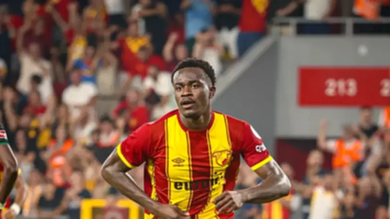 Göztepe, Anthony Dennis transferi için Coventry City ile masada