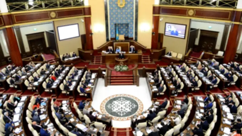 Kazakistan'da Yeni Anayasa Yürürlüğe Girdi: Tokayev'den Tarihi Vurgu