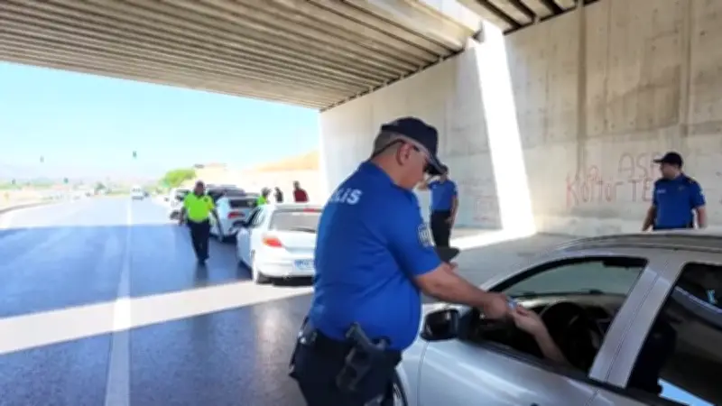 Malatya'da Huzur Uygulaması: 14 Bin 331 Kişi Sorgulandı, 2 Kişi Yakalandı