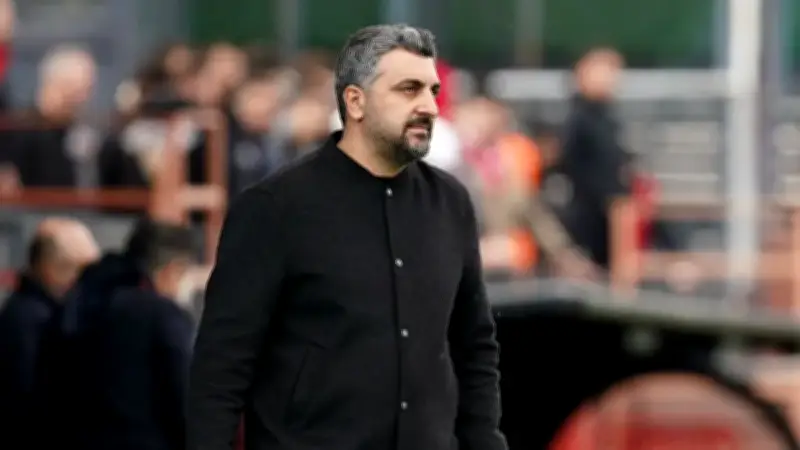 Pendikspor, Teknik Direktör Sinan Kaloğlu ile Yollarını Ayırdı