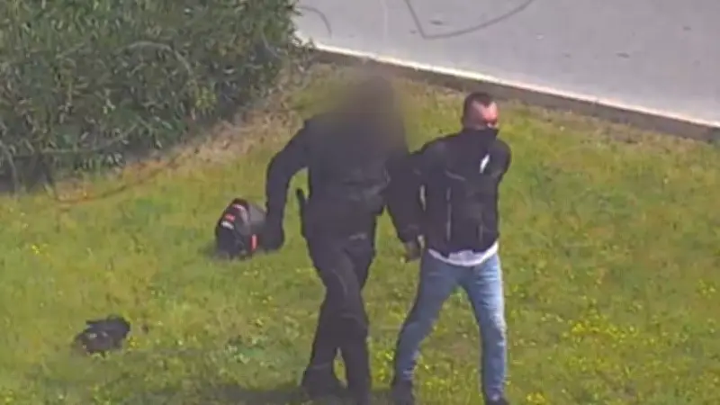 Sahte plakalı motosikletle kaçan firari hükümlüye 370 bin lira ceza