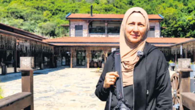 Türk dizileri ABD'li izleyiciyi Müslüman yaptı: Kristy Kous'un hikayesi