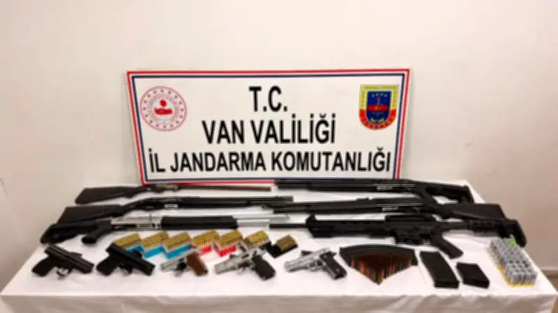 Van'da 800 küçükbaş hayvan yağmalandı, JİHA ile bulundu: 4 gözaltı