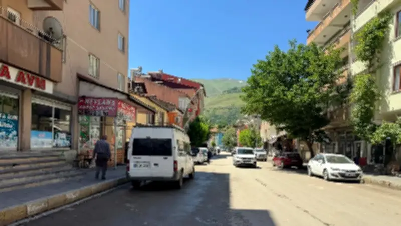 Van'ın Çatak ilçesinde 3.6 büyüklüğünde deprem meydana geldi