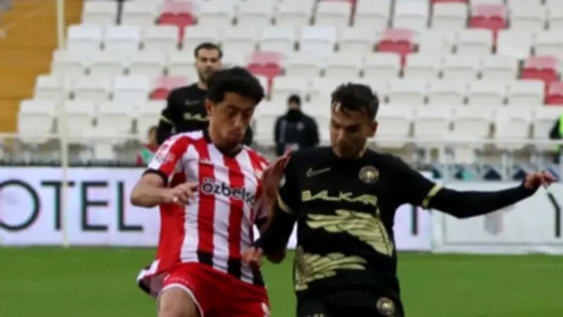 Vanspor, eski futbolcusu Özkan Yiğiter ile 2 yıllık sözleşme imzaladı