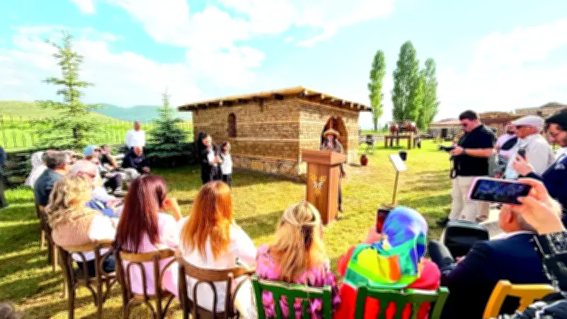 Yeniden Galıf Projesi Sanatseverlerle Buluştu