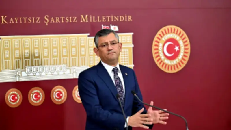 Özgür Özel'in NATO öncesi skandal çıkışı: Mahmut Övür'den sert tepki