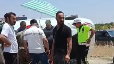 Gaziantep'te Takla Atan Araçta 1 Ölü, 3'ü Ağır 8 Yaralı