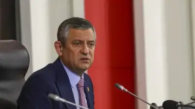Özgür Özel'den Deniz Göktaş'a destek: İfade özgürlüğü vurgusu