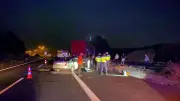 Adana'da TIR'a Çarpan Otomobil Hurdaya Döndü: 2 Kişi Hayatını Kaybetti